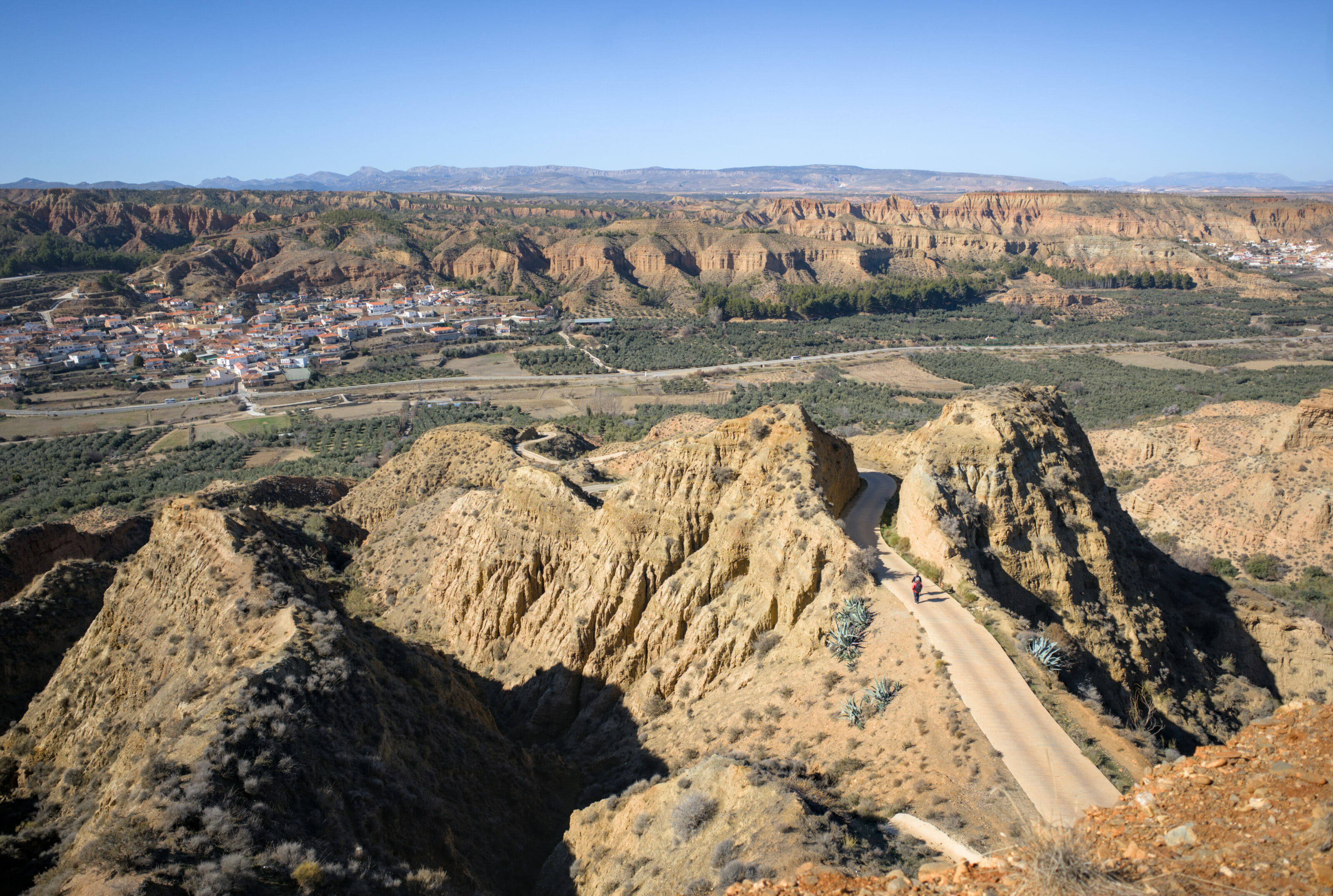 Travel guide: the Guadix region and the Gorafe desert in Andalusia