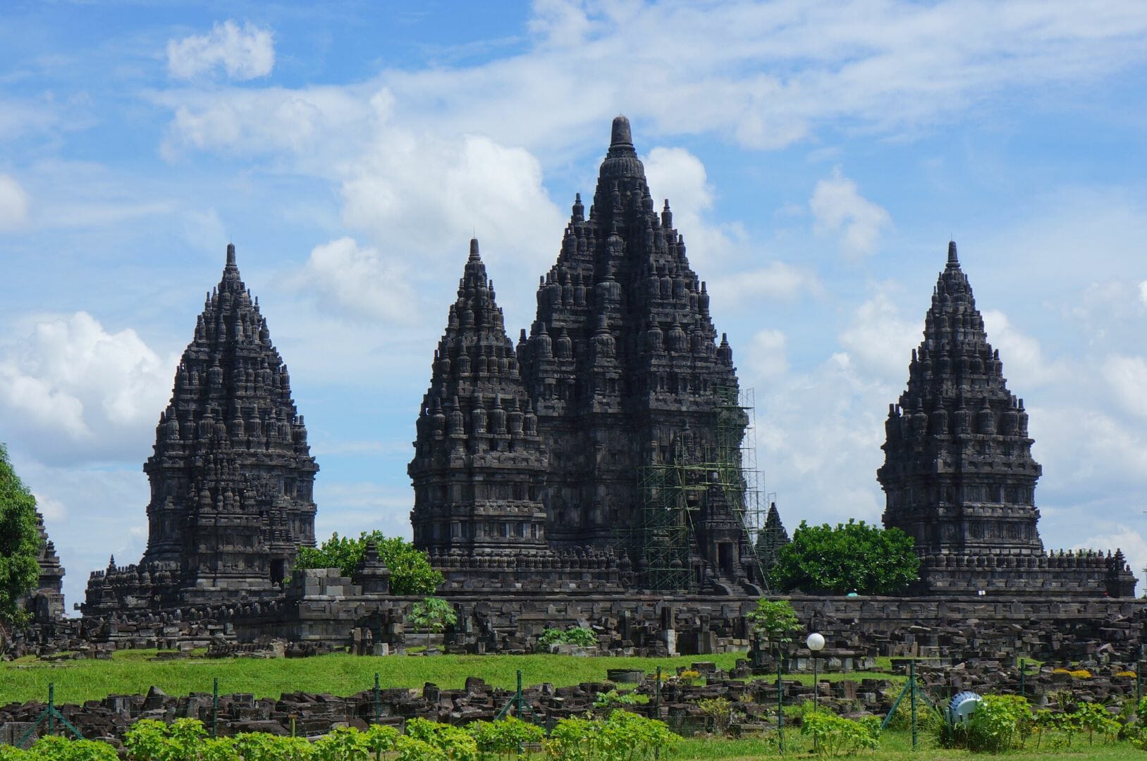 Yogyakarta: our full guide to the city and the Borobudur temple!