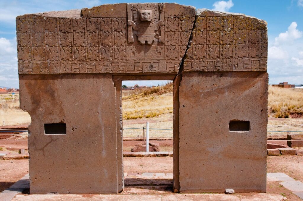 le site archéologique Tiwanaku en Bolivie