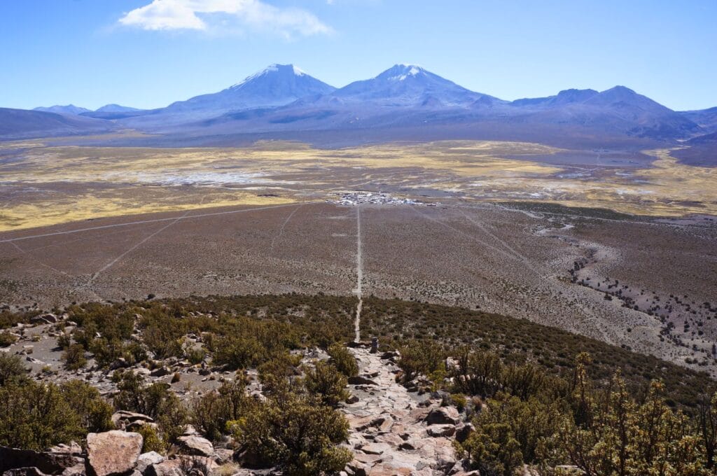 vue sur Sajama et les volcans Pinacota et Pomerape en Bolivie