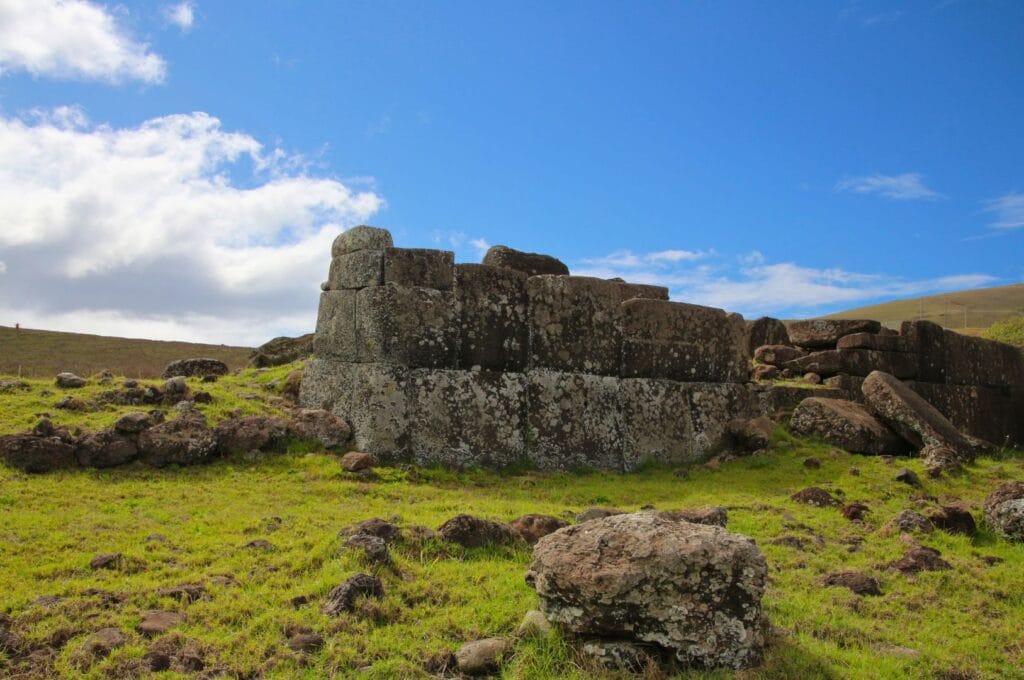 Ahu Vinapu