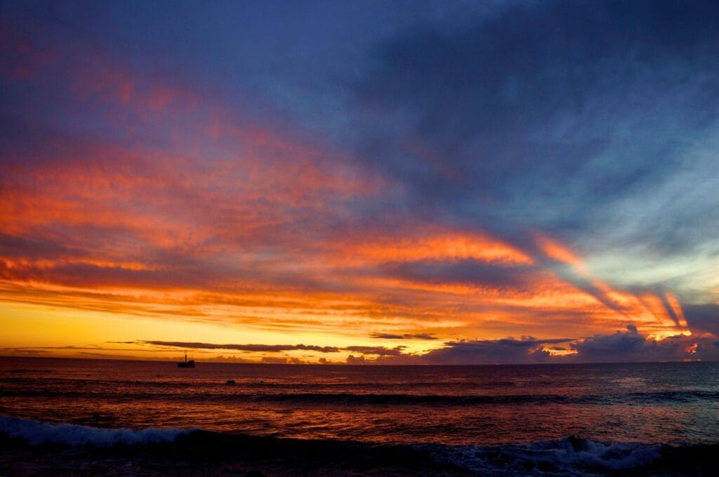 coucher de soleil sur l'océan Pacifique