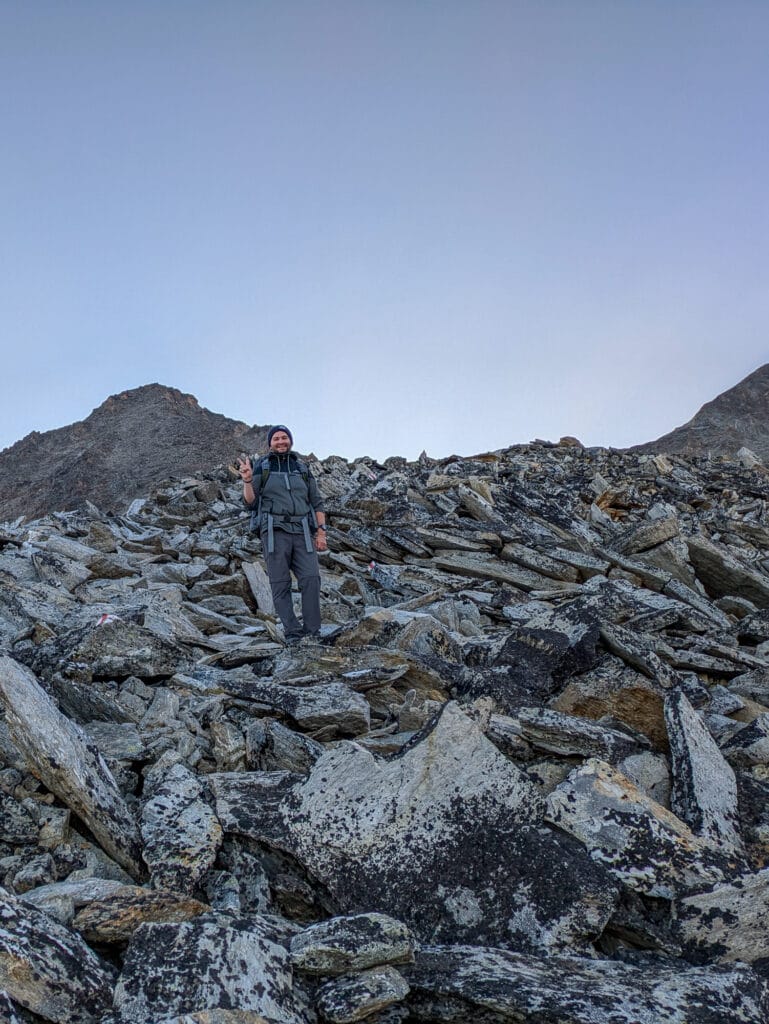 pierrier qui mène au sommet du Gross Bigerhorn