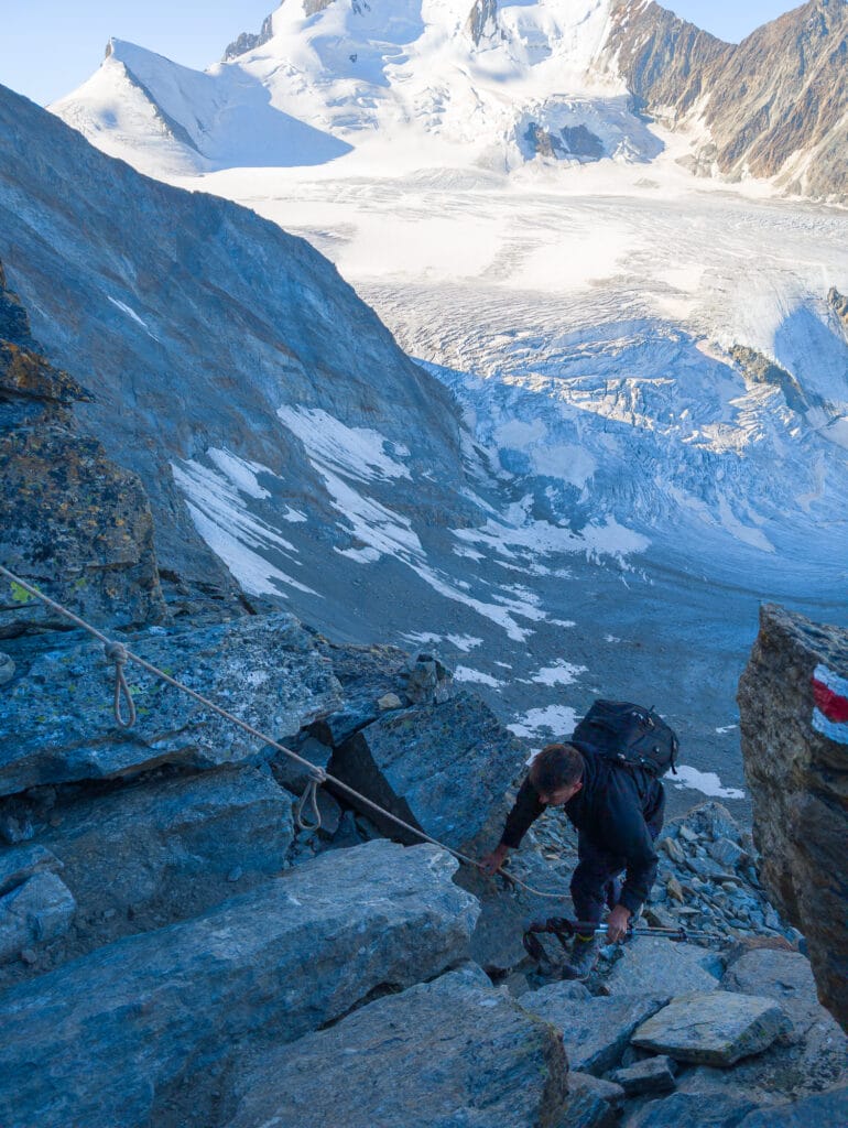 corde sur le sentier vers le sommet du Gross Bigerhorn