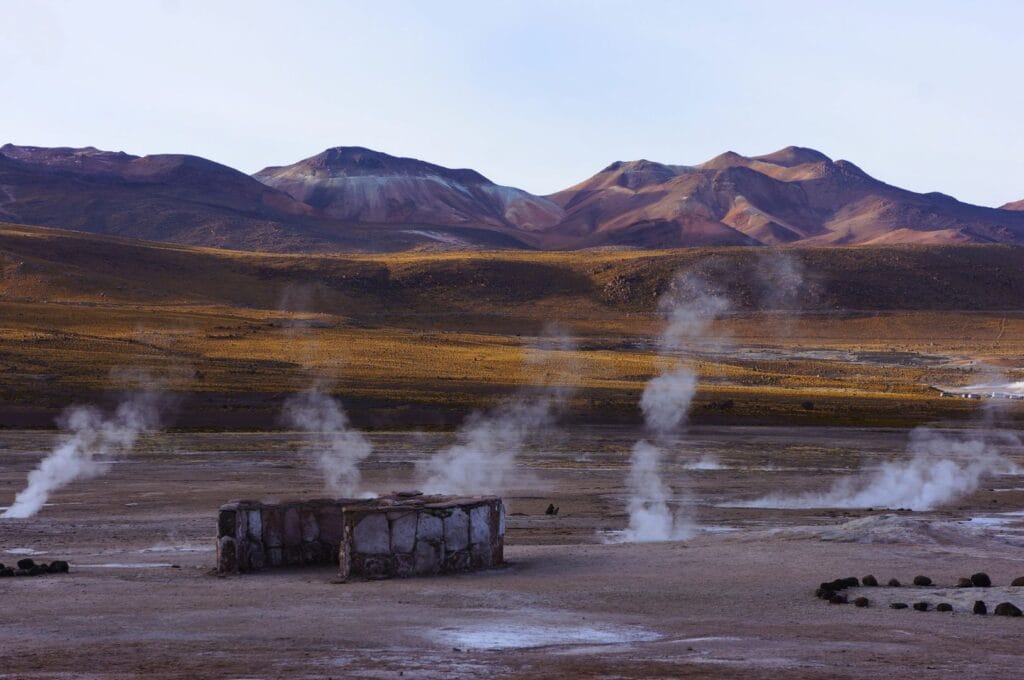 les geysers del Tatio au nord du désert d'Atacama