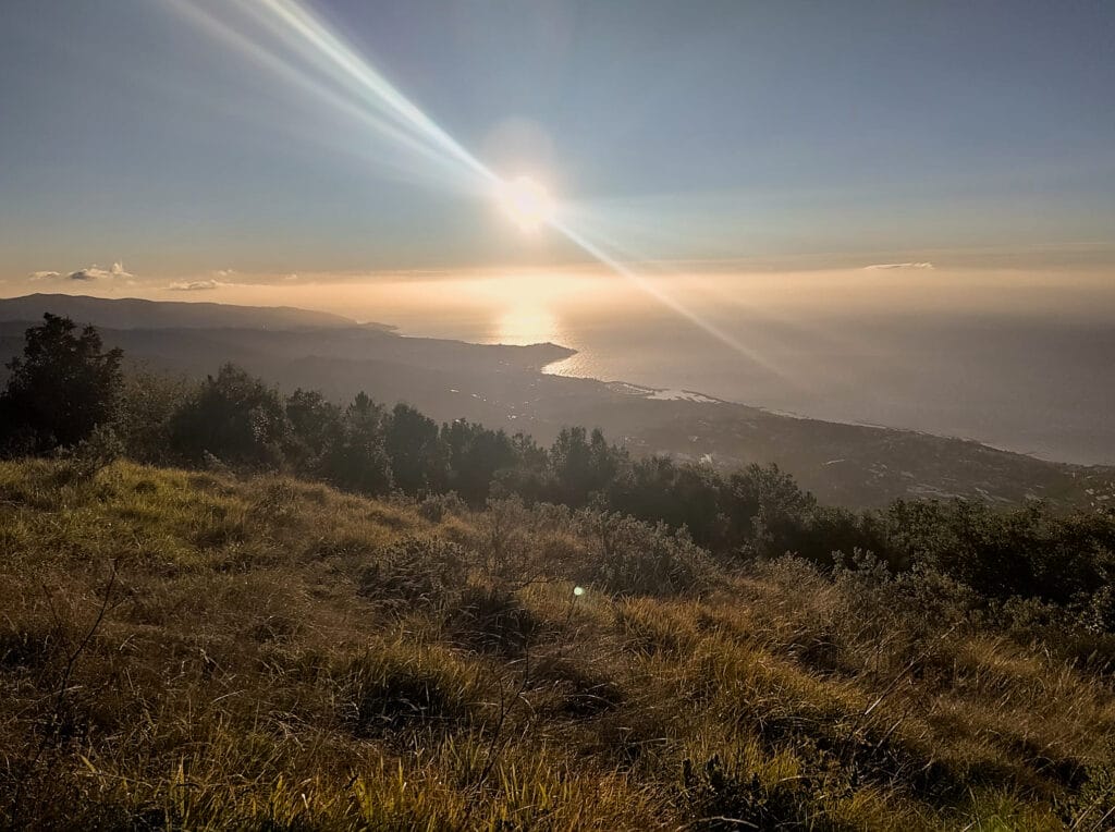 lever de soleil en montant au Monte Caggio