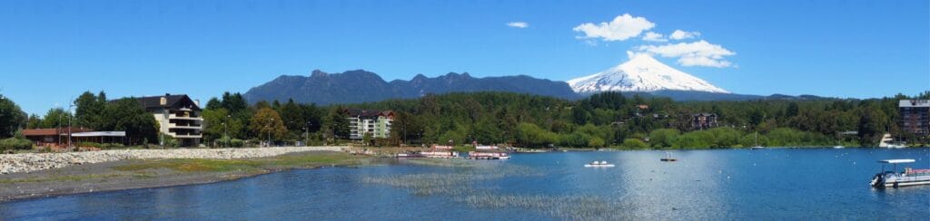 panorama of the city of Pucón