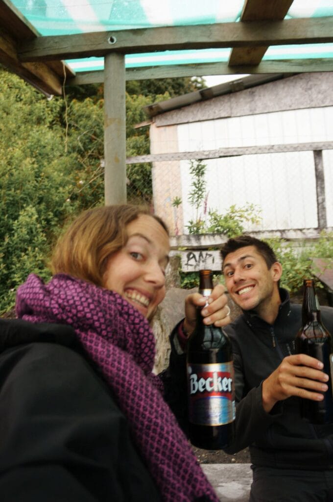 bière bien méritée à Puerto Poncho