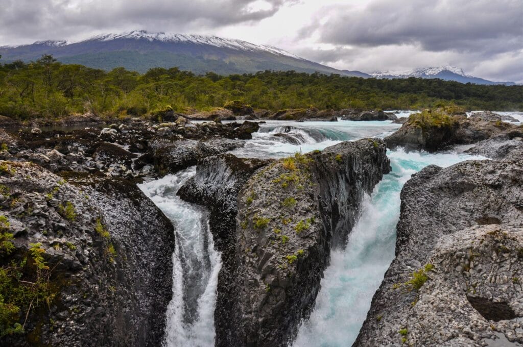 les cascades Saltos del Rio Petrohué