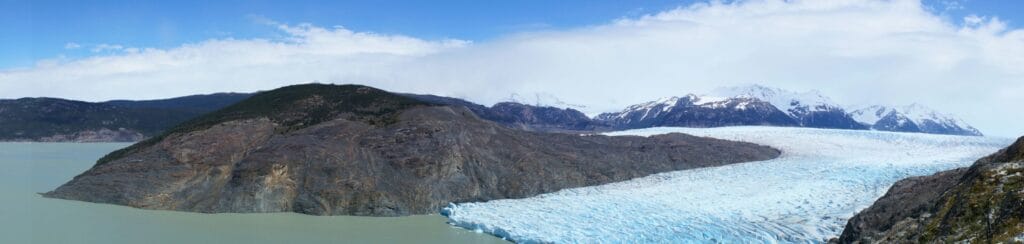 viewpoint of glacier Grey