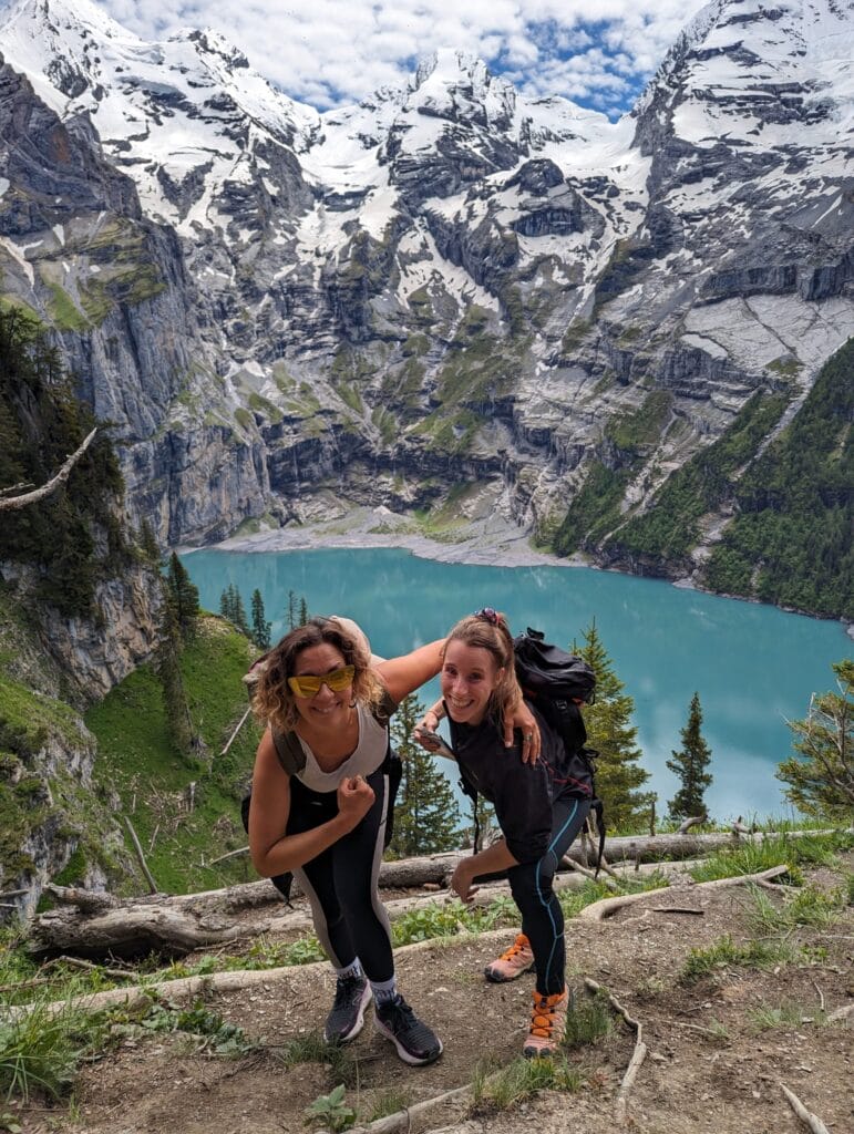 Alejandra et Giulia au lac d'Oeschinen