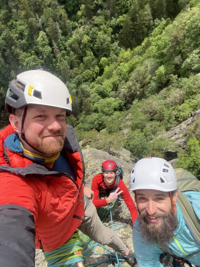 Austris Marcis et Louis en escalade