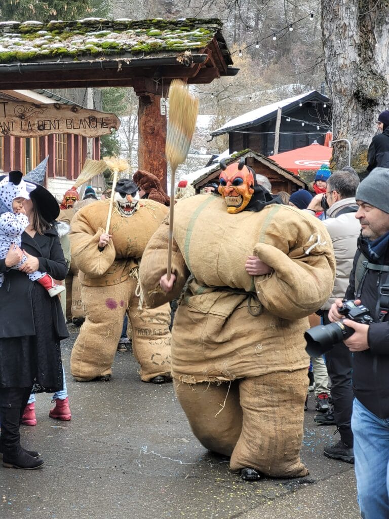 le carnaval d'Evolene