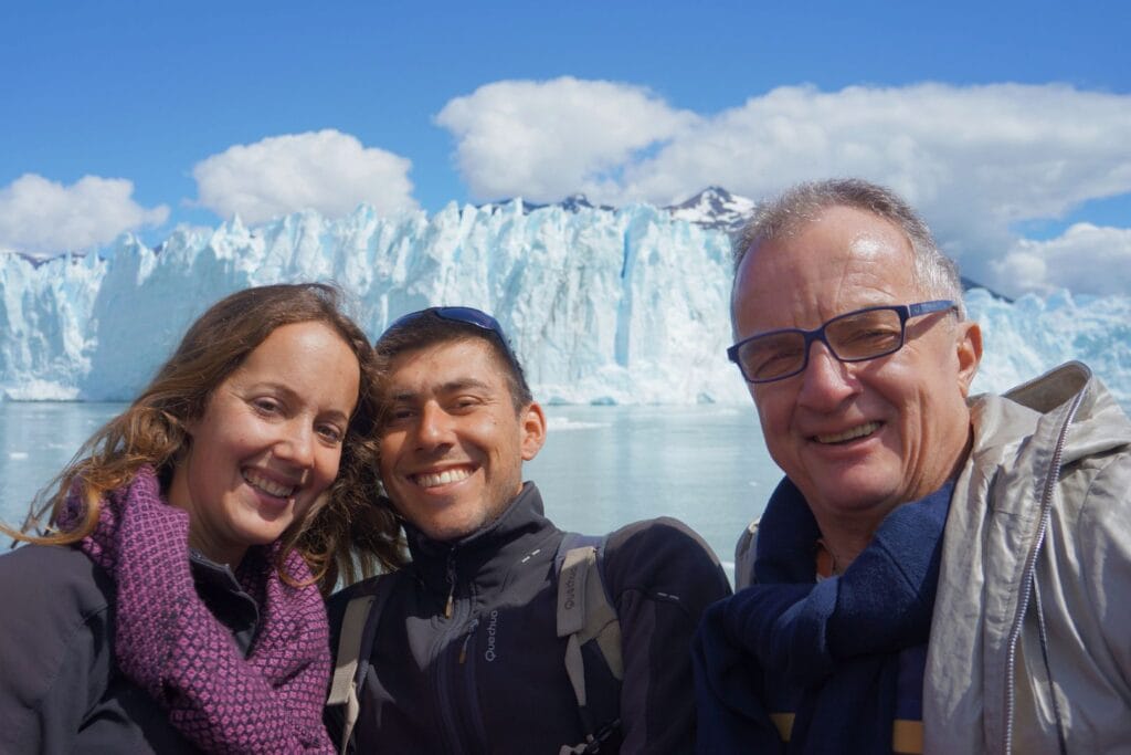 sur le bateau devant le glacier