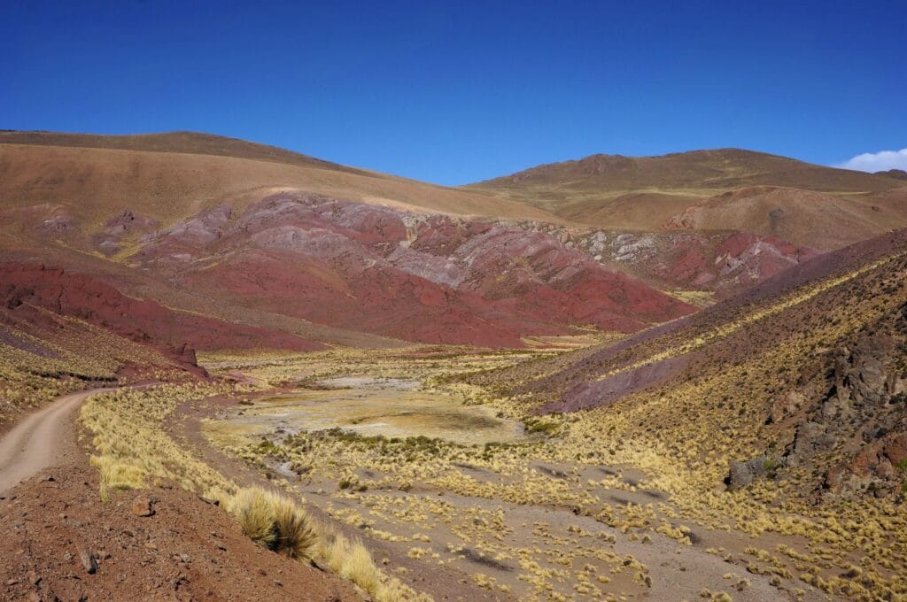 montagnes colorées au nord-ouest de l'Argentine