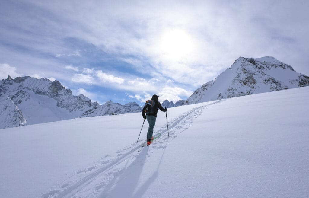 Sergiu qui monte en direction de Vignettes