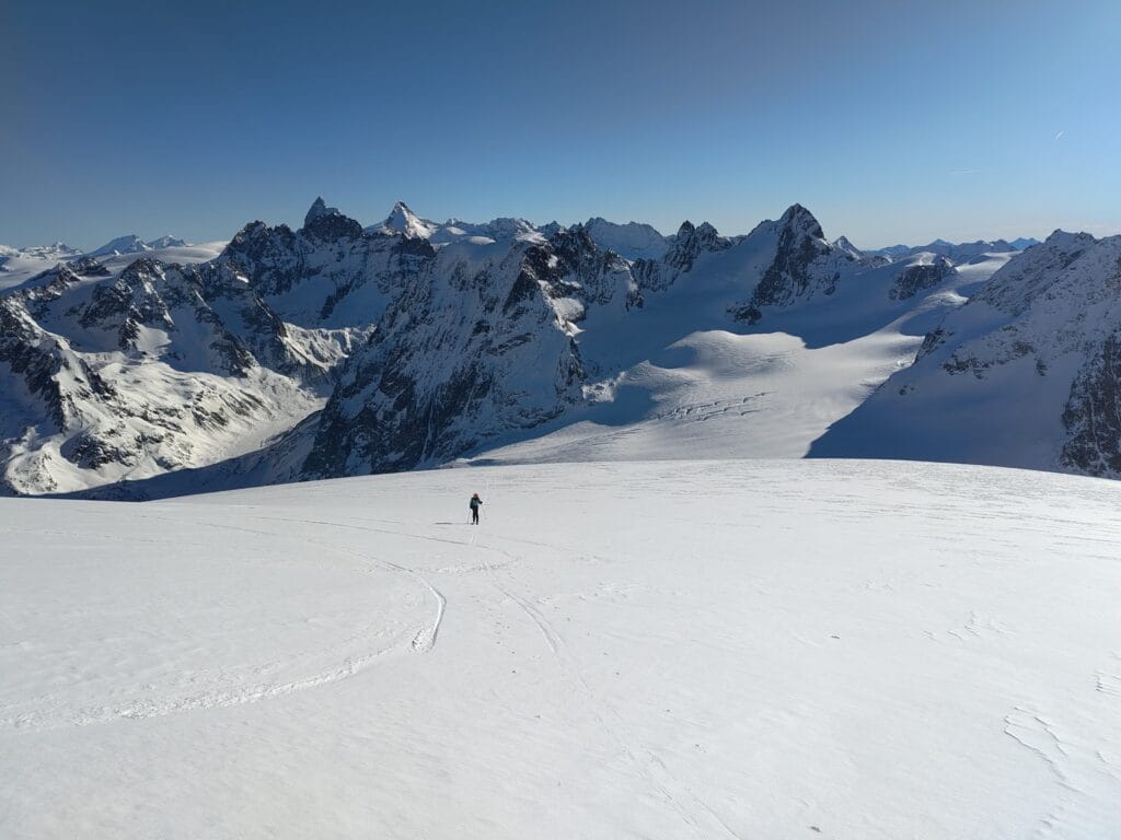 plateau glaciaire en montant au pigne d'Arolla