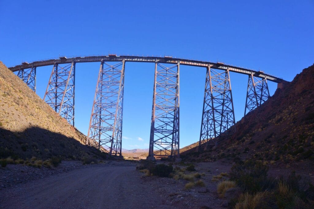 La Polvorilla viaduct on Salta's northern loop