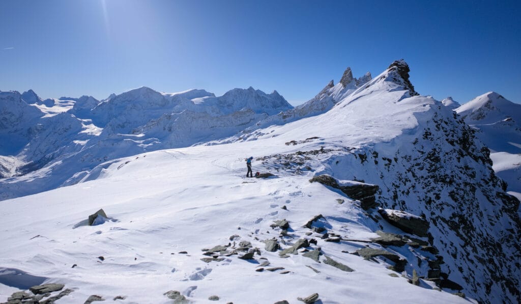 sur le replat en-dessous du Mont de l'Etoile